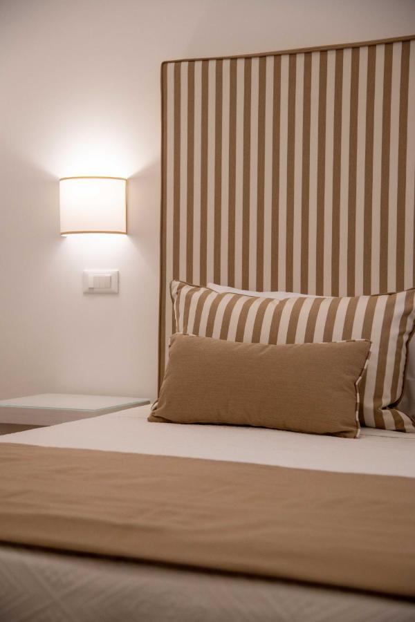 Solymar Due Apartment Sorrento Bagian luar foto