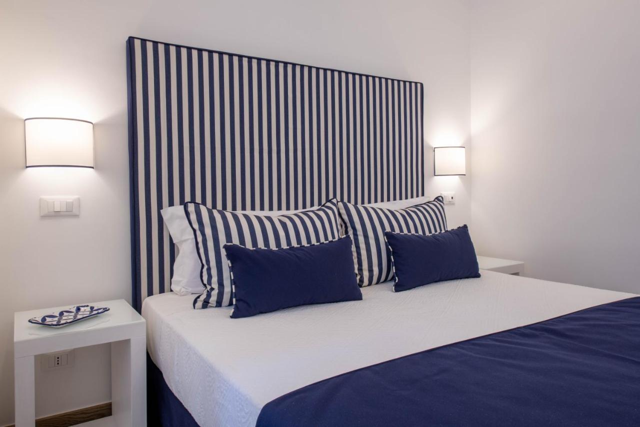 Solymar Due Apartment Sorrento Bagian luar foto