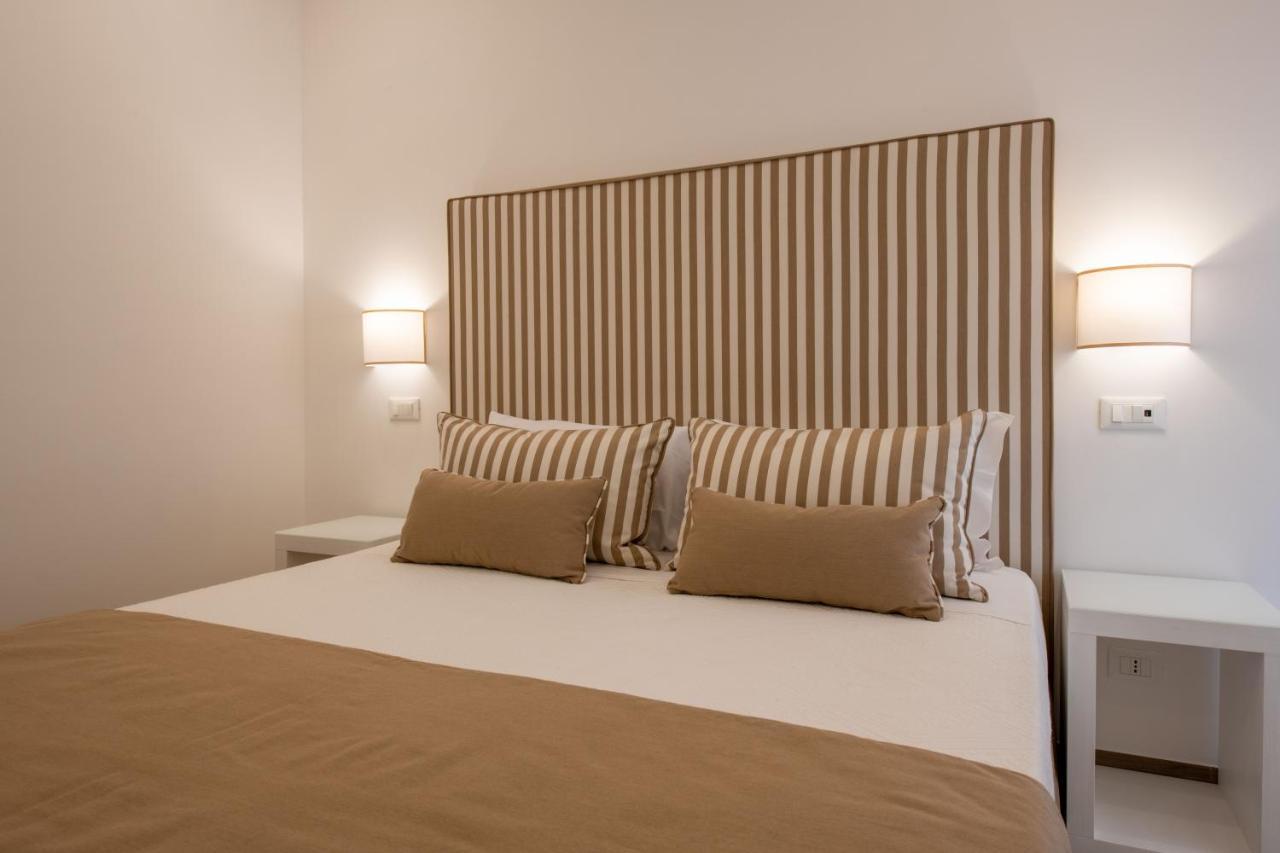 Solymar Due Apartment Sorrento Bagian luar foto