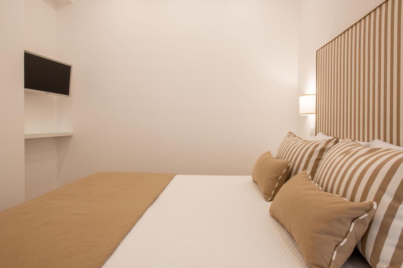 Solymar Due Apartment Sorrento Bagian luar foto