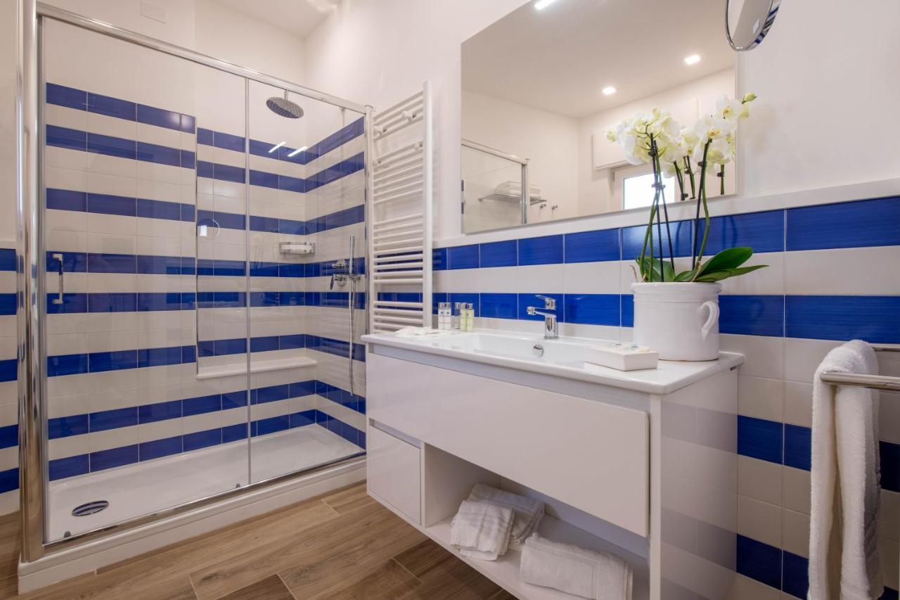 Solymar Due Apartment Sorrento Bagian luar foto